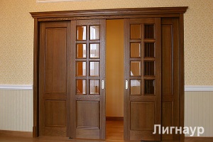 Раздвижные складывающиеся деревянные двери